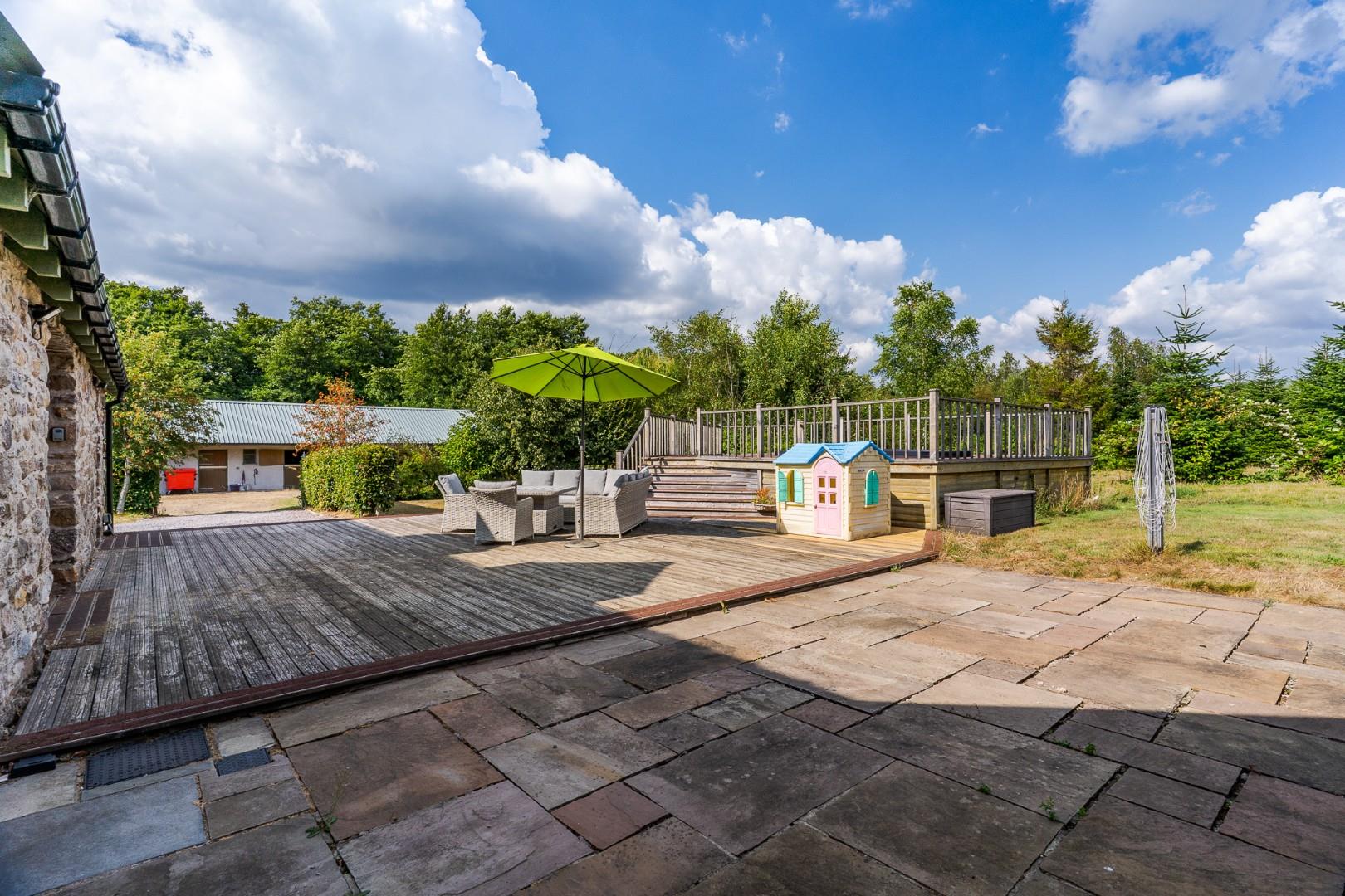 Llantrisant Road, Groesfaen, RCT, CF72 8NJ